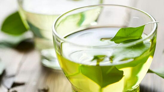 Green tea is a very useful drink used in the Japanese diet. 