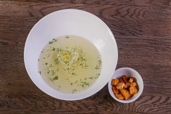 Soup with eggs and croutons for pancreatitis